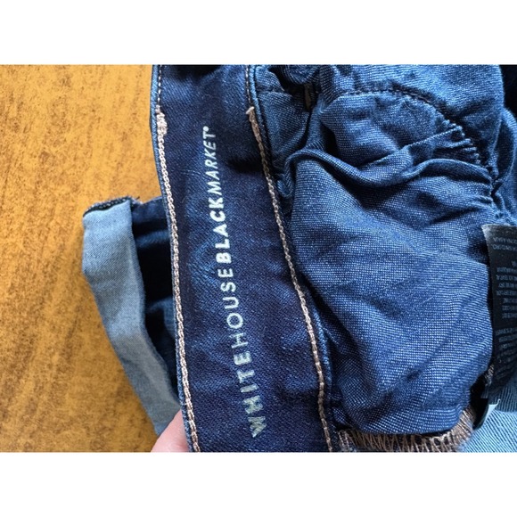 White House Black Market The Bermuda 9" Mid Rise Denim Shorts Dark Wash Sz 0 - Picture 4 of 6